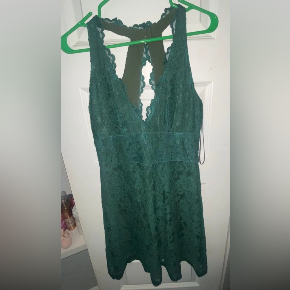 Nicole Miller Green Lace Mini Dress